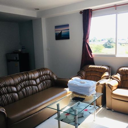 Thong Tat Serviced Apartments Хуа Хин Экстерьер фото